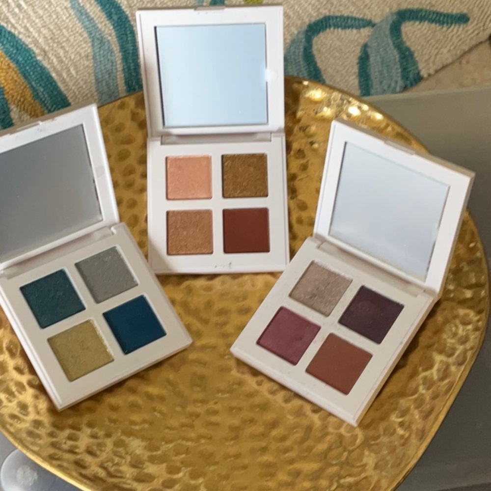Eyeshadow Palette Set with Blue and Brown Shades. SOLD